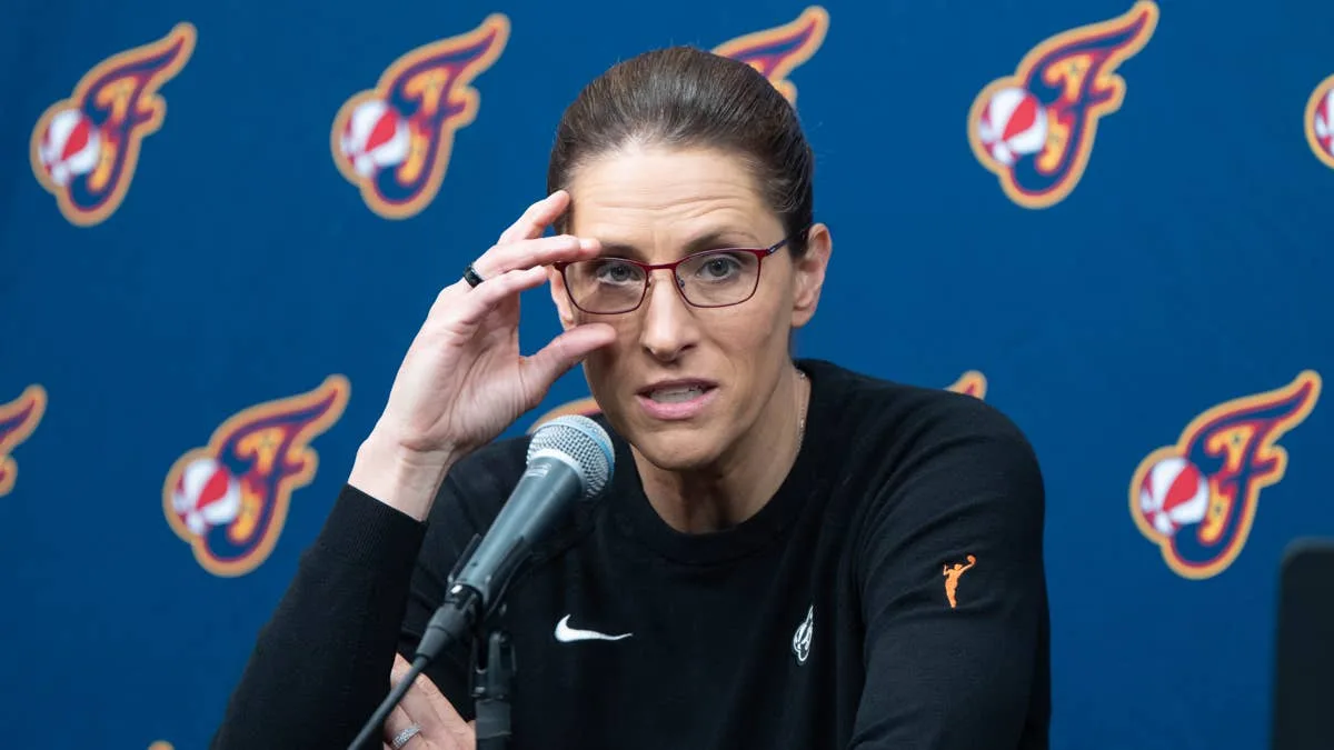 Fever Coach Stephanie White Sends 'Desperate' Message After Wings Loss