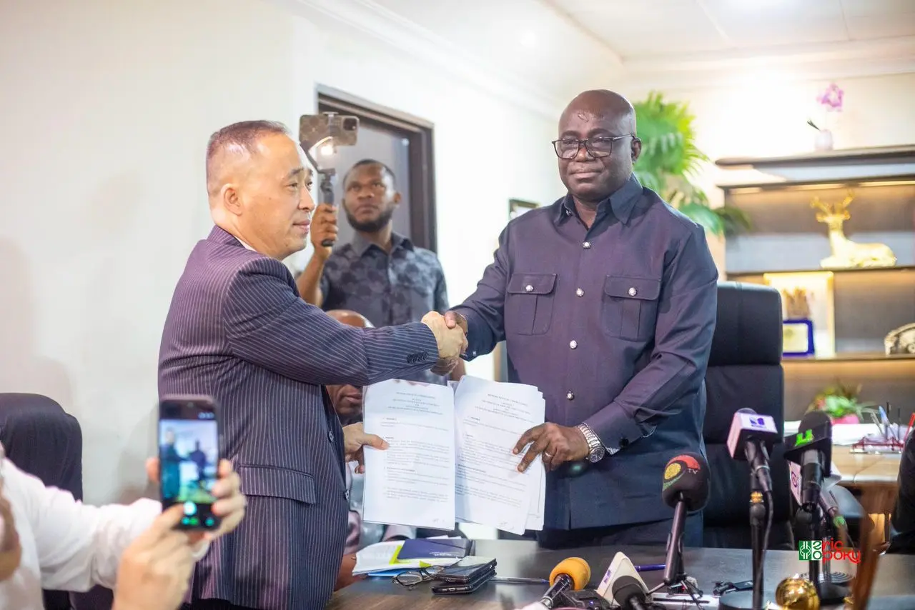 MoFA partners Sentuo to boost fertiliser production, agro-processing