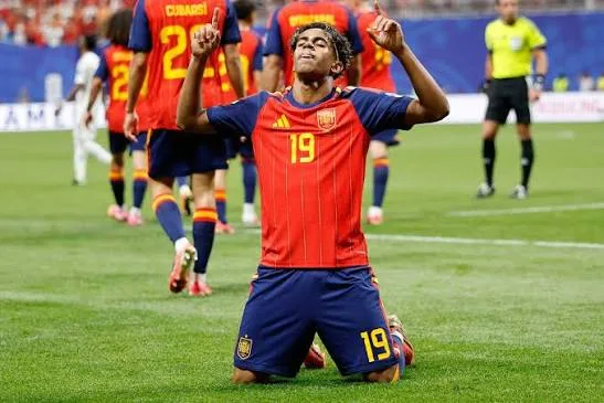 Yamal announces himself on World Cup with goal as Spain romp to win over Saudi Arabia