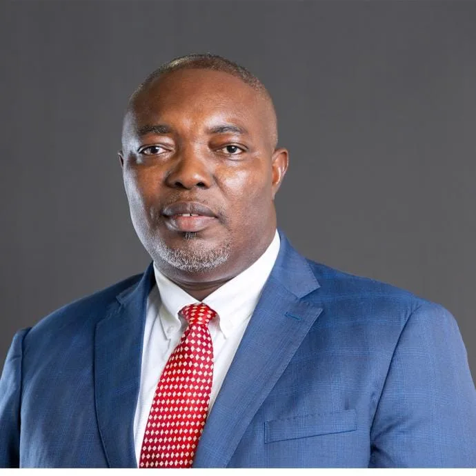 ISSER warns Ghana’s gold reserve strategy faces price risks