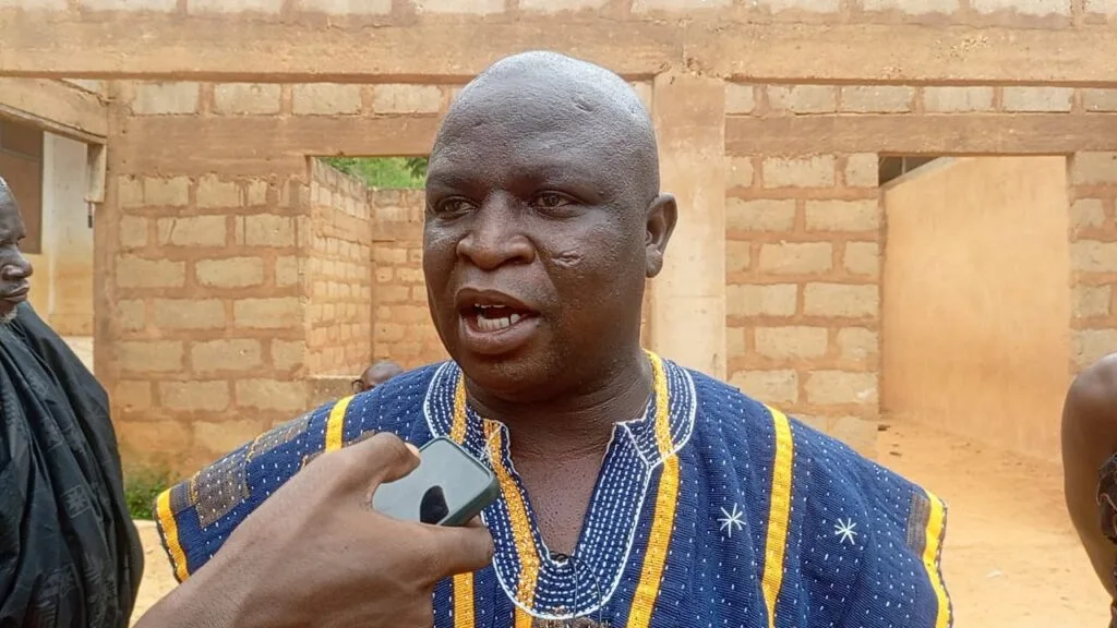Wasa Dompoase chief appeals to government for school and health infrastructures