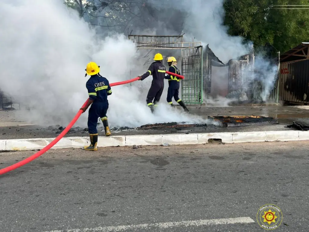 Fire destroys containers at Ablekuma Curve