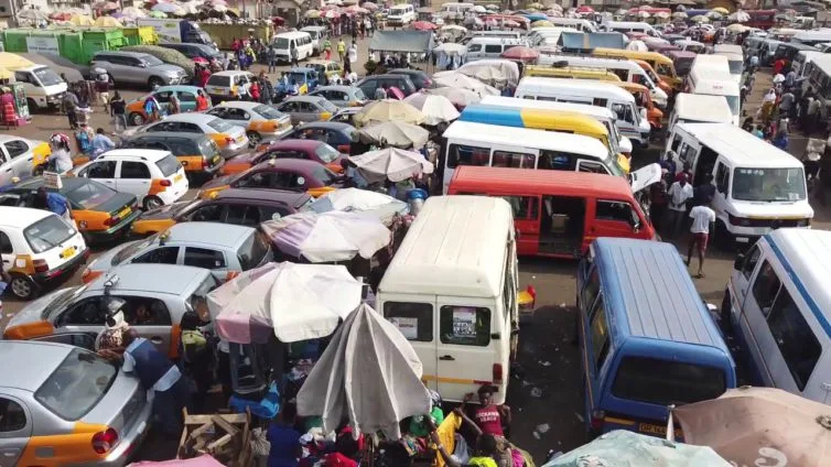 Commuters pay over three times transport fare amid vehicle shortage on Nungua-Accra route