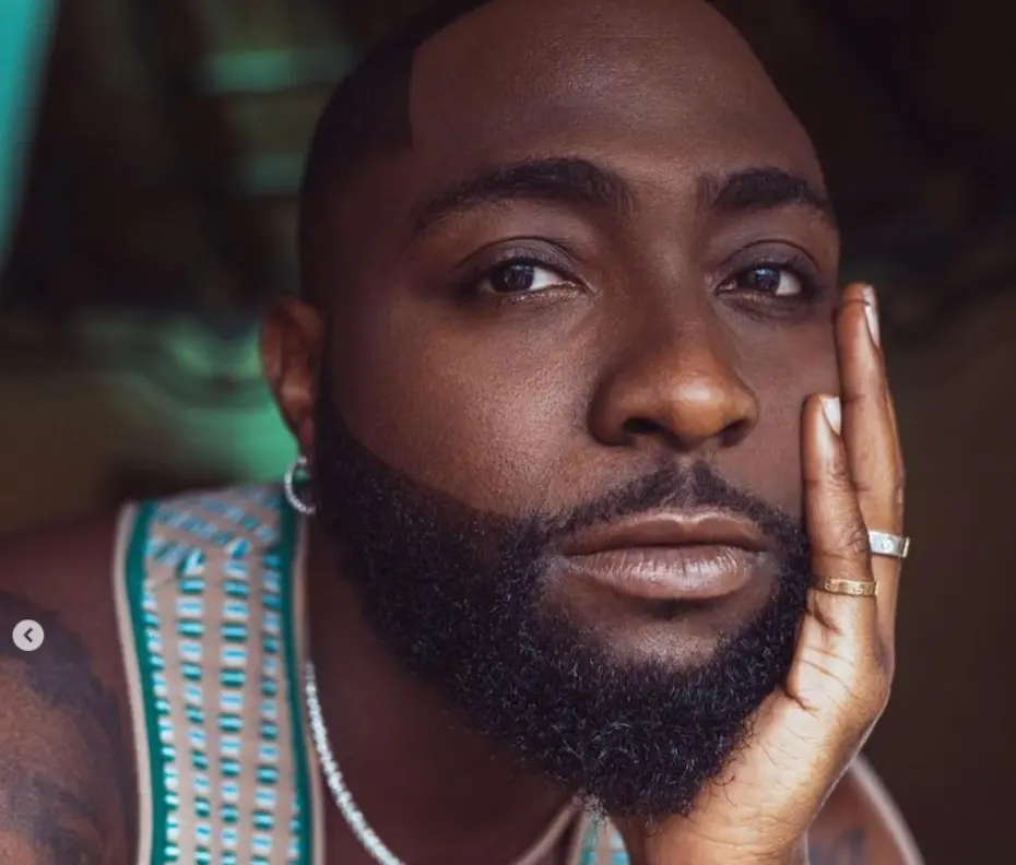 ‘I’m now skeptical about going into politics’ – Davido