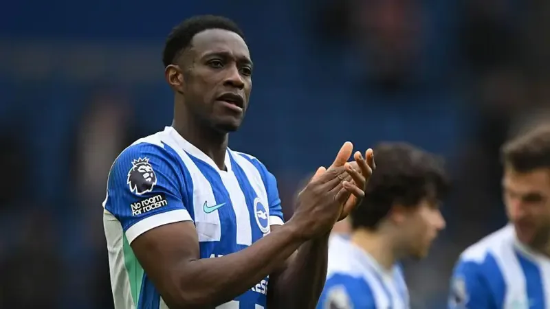 Chelsea open talks to sign Brighton striker Welbeck