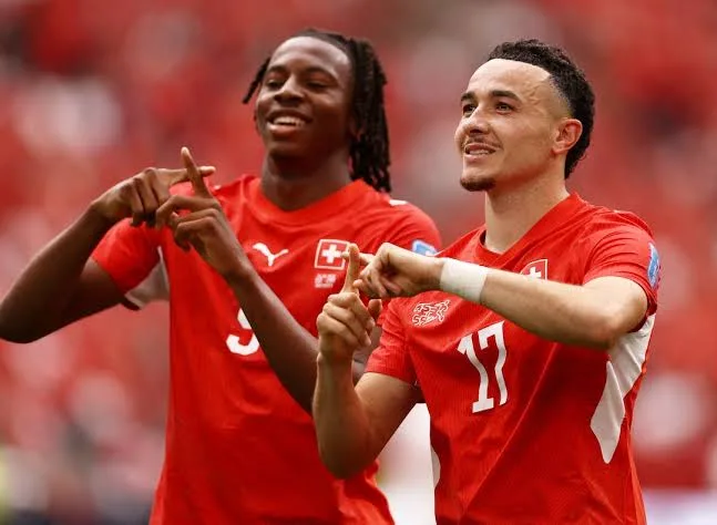 Switzerland beat Canada but both through to World Cup last 32