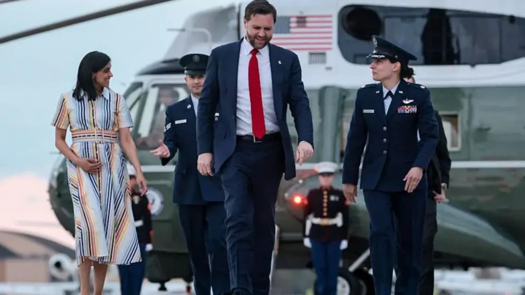 Secret Service agent protecting JD Vance suspended over alleged security leak