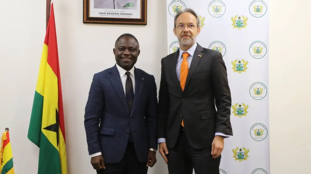 Ghana, UK deepen health ties following high-level talks