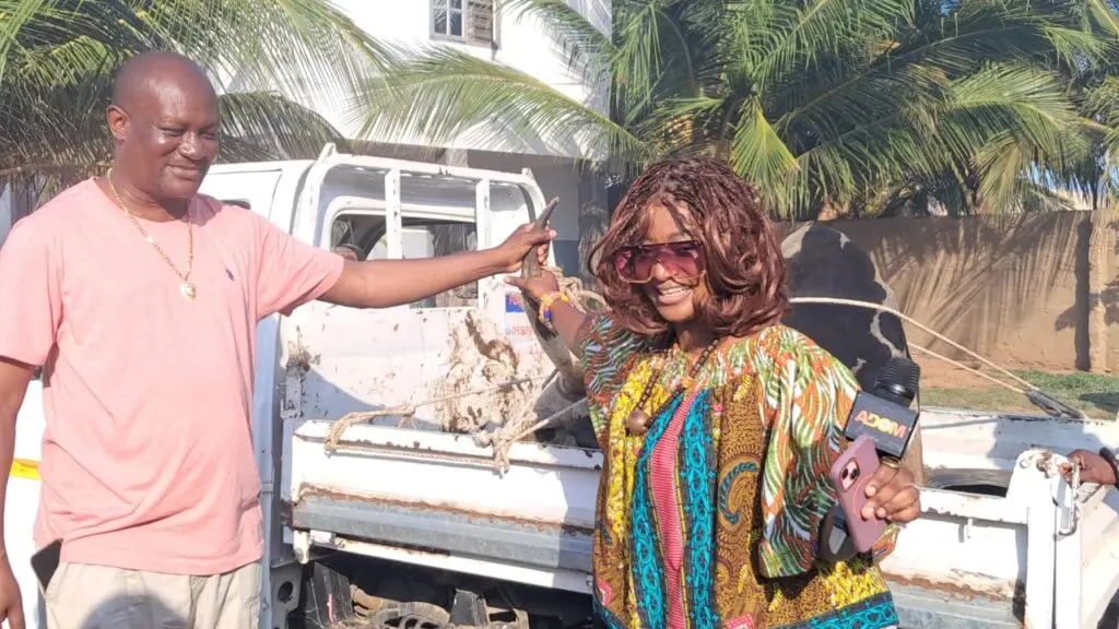 Gomoa Fetteh Omankrado supports Adom TV Fufuo Party with cow
