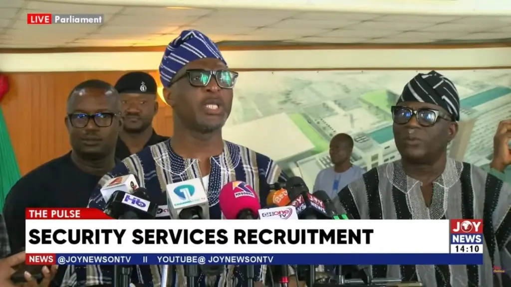 Security Recruitment: 75,000 graduates, 330,000 SHS leavers applied – Interior Minister