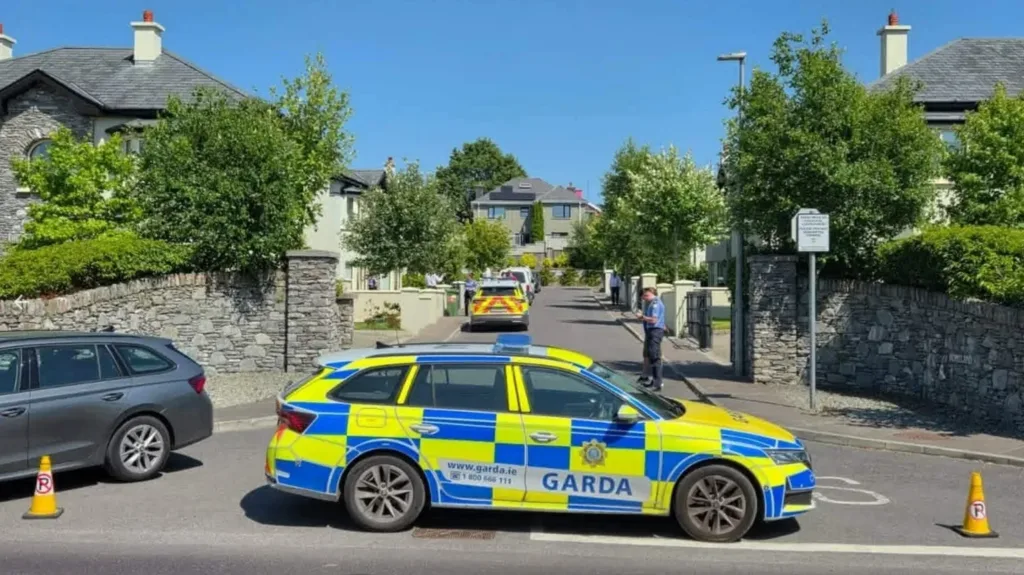 ‘Dark cloud’ hangs over Killarney after death of New York woman living in town