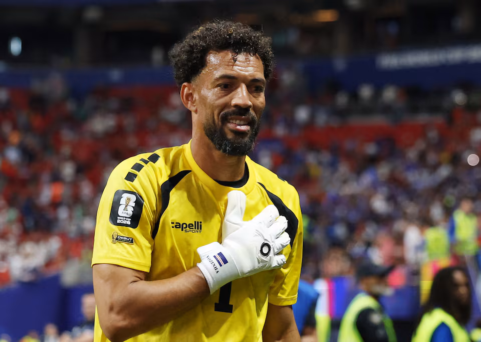 Cape Verde’s Vozinha delighted with mother’s visa but wants to talk football