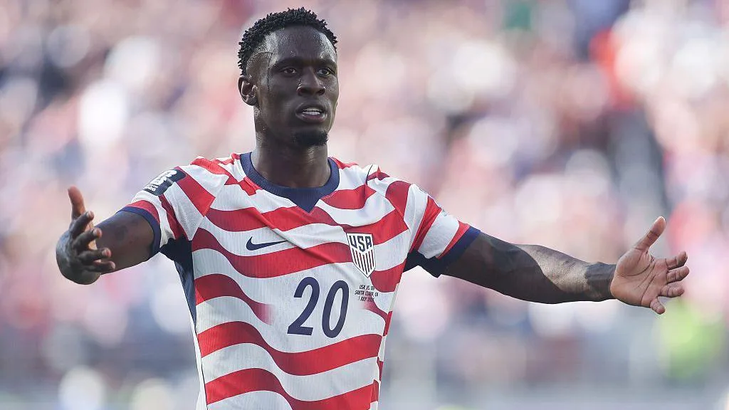 Red card system in disarray over Trump, Fifa and Balogun decision