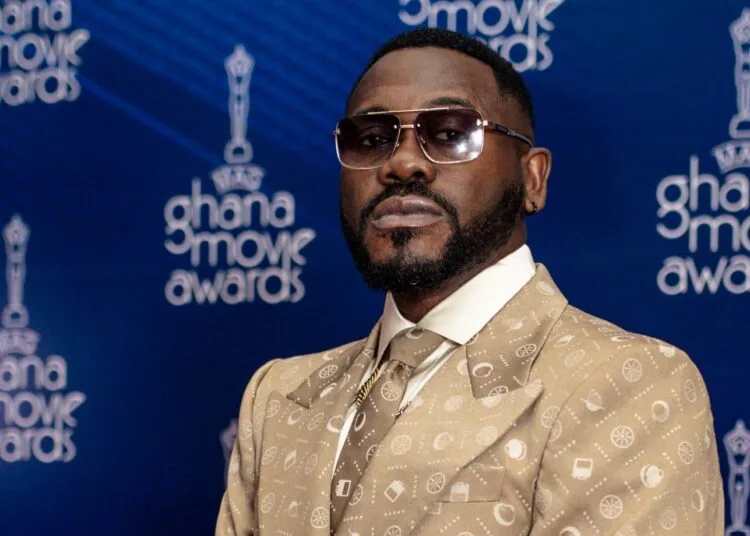 Nigerian actor Deyemi Okanlawon recalls sleeping at awards after-party as he wins big in Accra