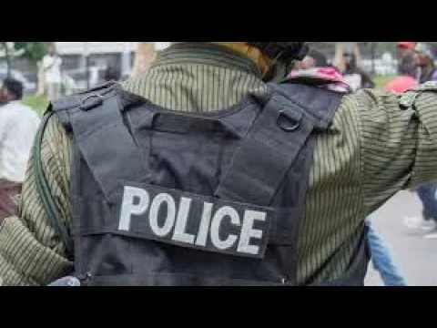 Police foil planned robbery, recover weapons
