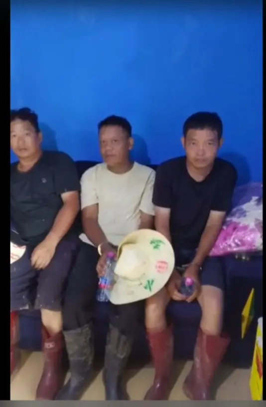 Blue Water Guards arrest three Chinese illegal miners in Assin North