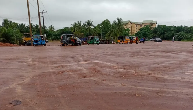 Heavy rain disrupts economic activity in Ho