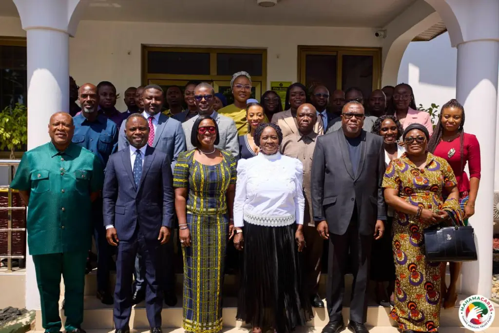 Opoku-Agyemang visits Ghana Medical Trust Fund, commends progress on healthcare initiative
