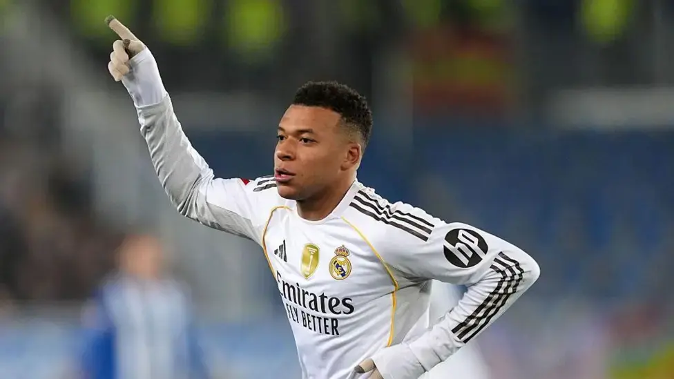 Mbappe and Vinicius score as Real cut Barca’s lead