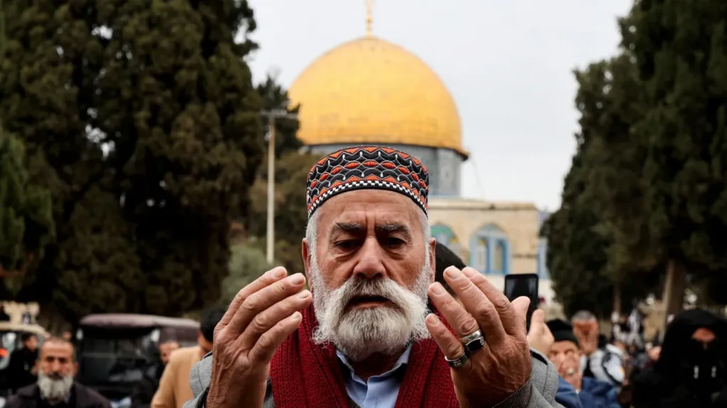 Status quo at Jerusalem’s holiest site under threat as Israeli nationalists flout rules