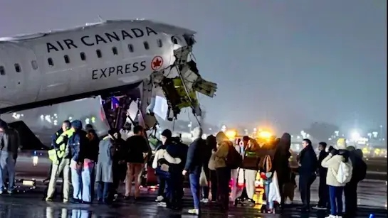 Air Canada Express jet hits ground vehicle, closing New York’s LaGuardia airport