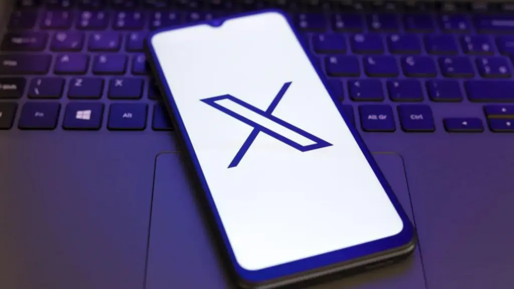 Why are so many organisations leaving X?