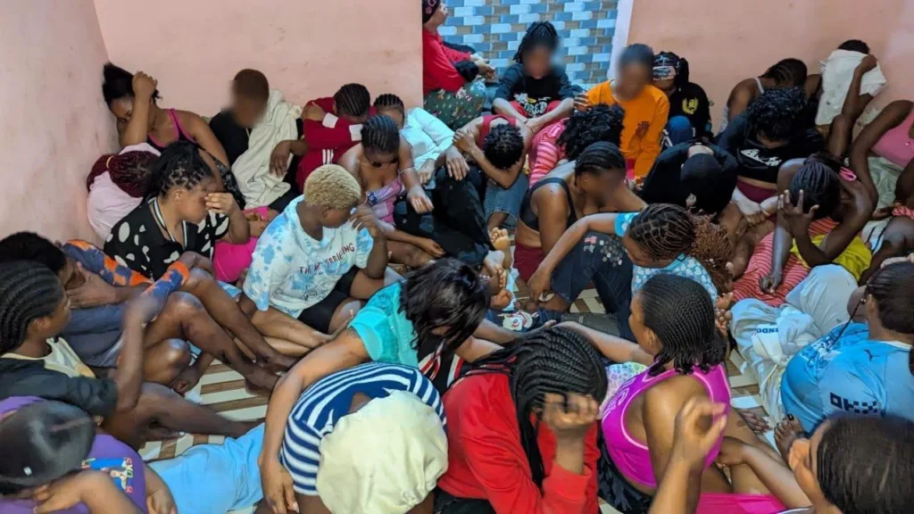 A/R: Police bust suspected human trafficking ring, arrest 186 including 100 foreign nationals