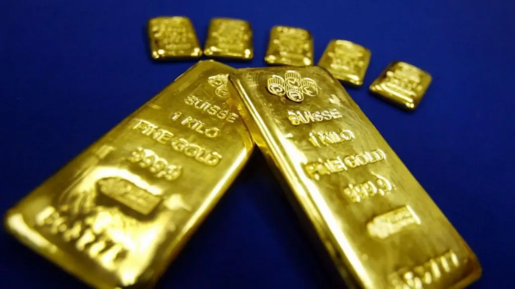 Ex-US government official arrested after $40m in gold bars found in home