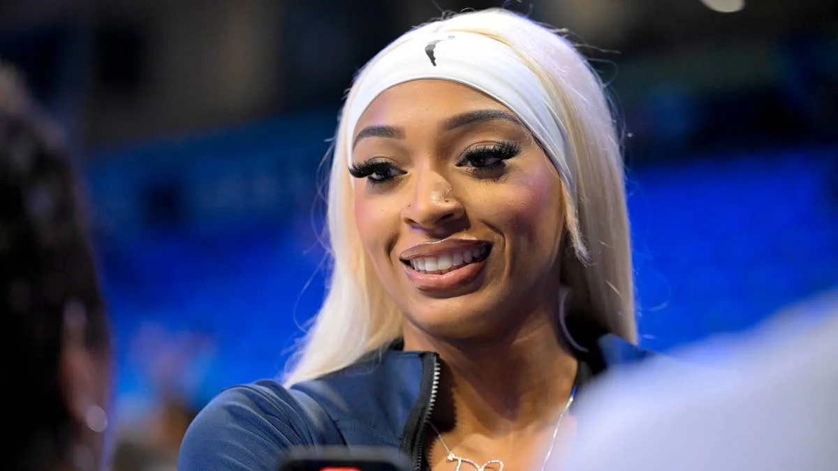 Chicago Sky Coach Announces Plan for DiJonai Carrington Ahead of Indiana Fever Game
