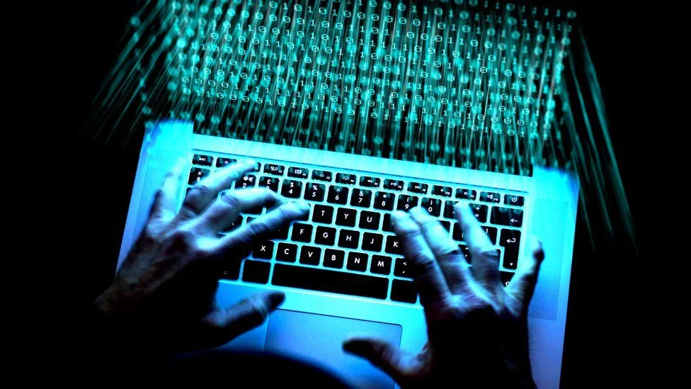 FBI warns of hackers stealing intimate images from social media accounts