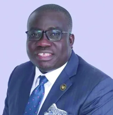 Swift evacuation of Ghanaians from South Africa: Legal practitioner commends Foreign Minister, Chief of Protocol