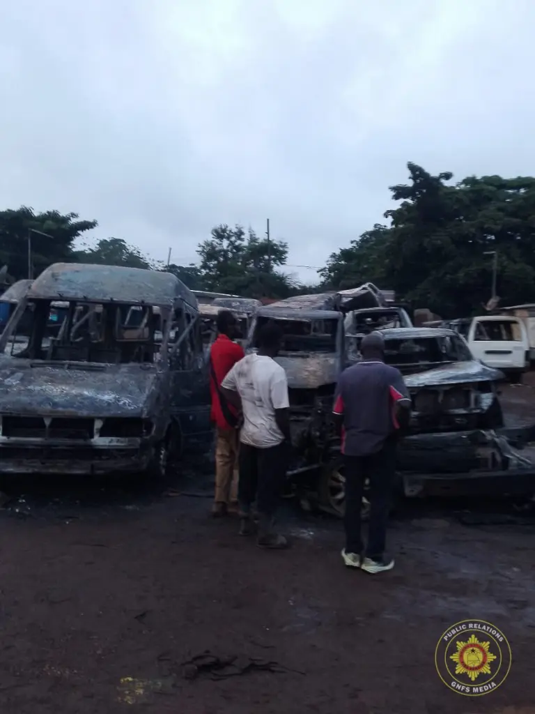 Over 12 cars destroyed as fire ravages mechanic shop at Magazine