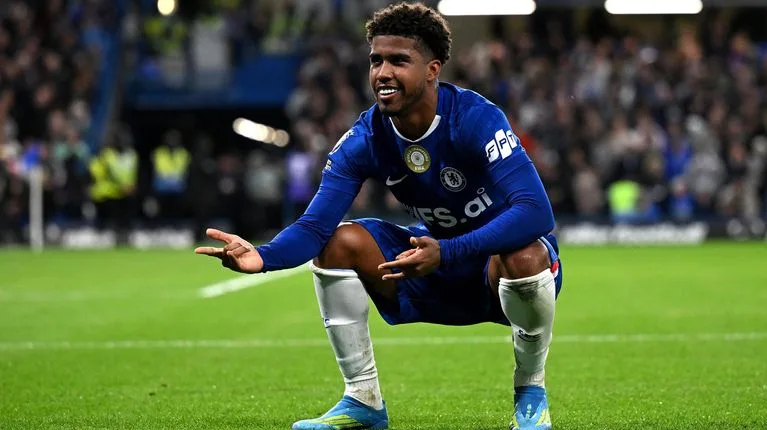 Man Utd agree deal for Chelsea’s Santos