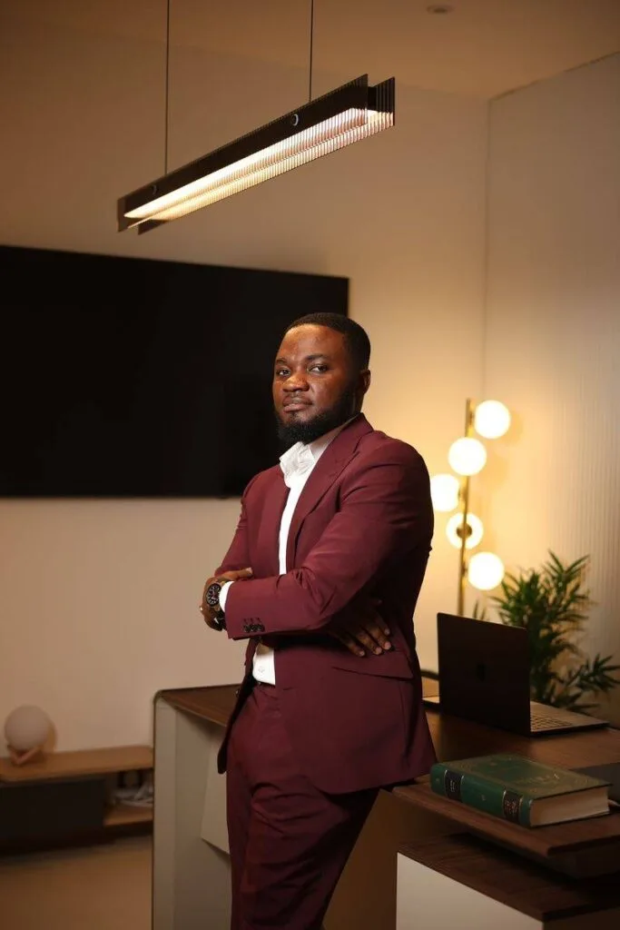 I used to sell Chinese clothes in London – Derrick Abaitey