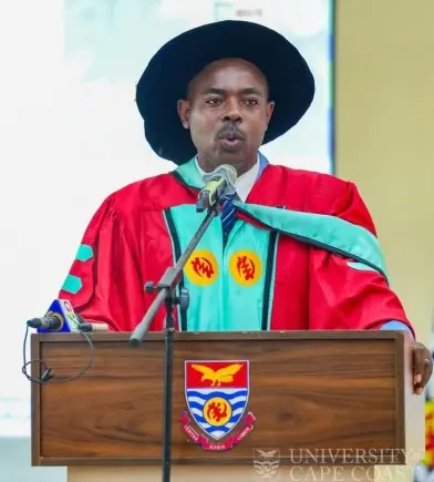 UCC professor unveils device that detects unsafe food in seconds