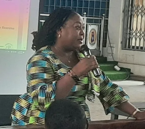 Provide support for early grade education — Municipal education director
