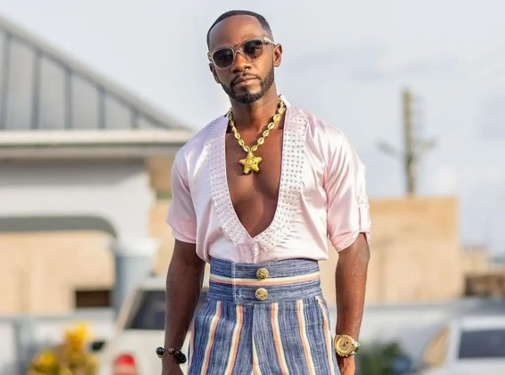 Okyeame Kwame to build paediatric centre at Manhyia Hospital to mark 50th birthday