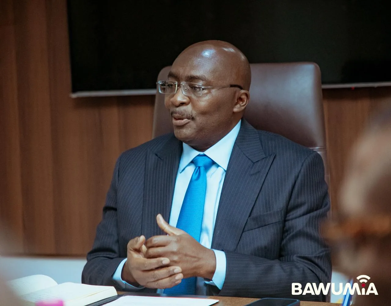 Bawumia courts Engineers, pledges government built on technical competence
