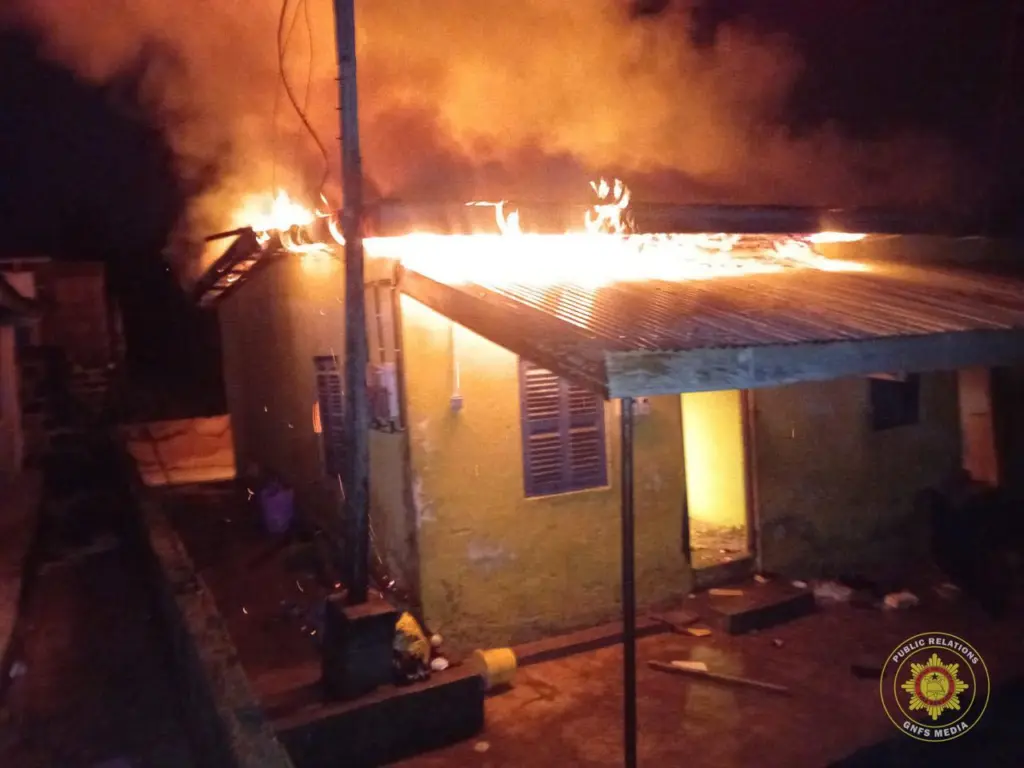 Faulty fan regulator sparks fire in two-bedroom house at Suhum