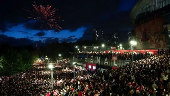 Arsenal win first Premier League title in 22 years after Man City draw