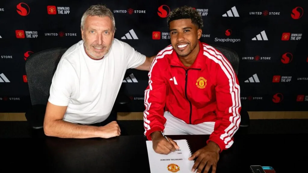 Man Utd sign £48m Santos and close in on Tielemans