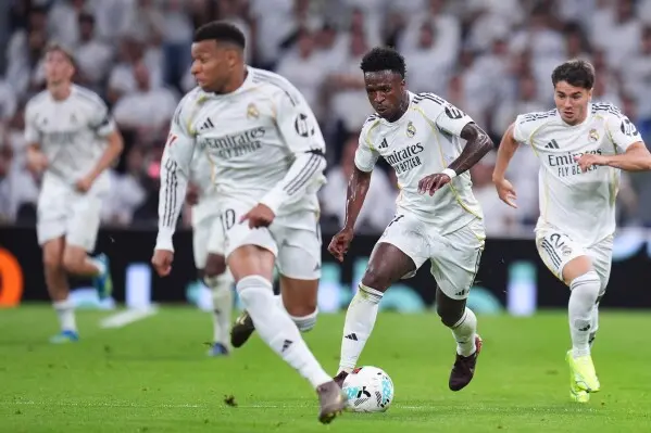Mbappe and Vinicius Jr score as Real cut Barca’s lead