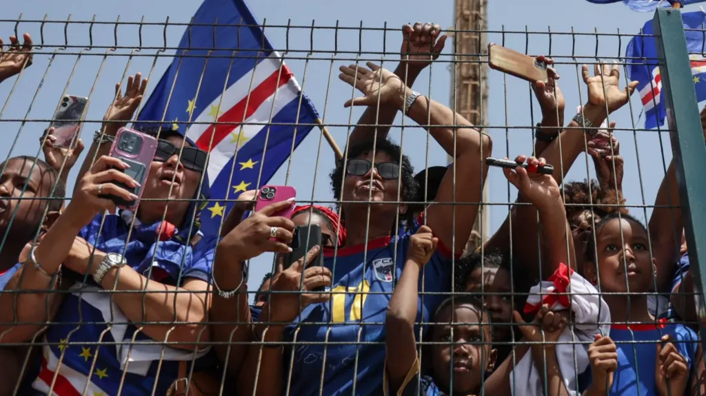 Thousands welcome home Cape Verde footballers after stunning World Cup run