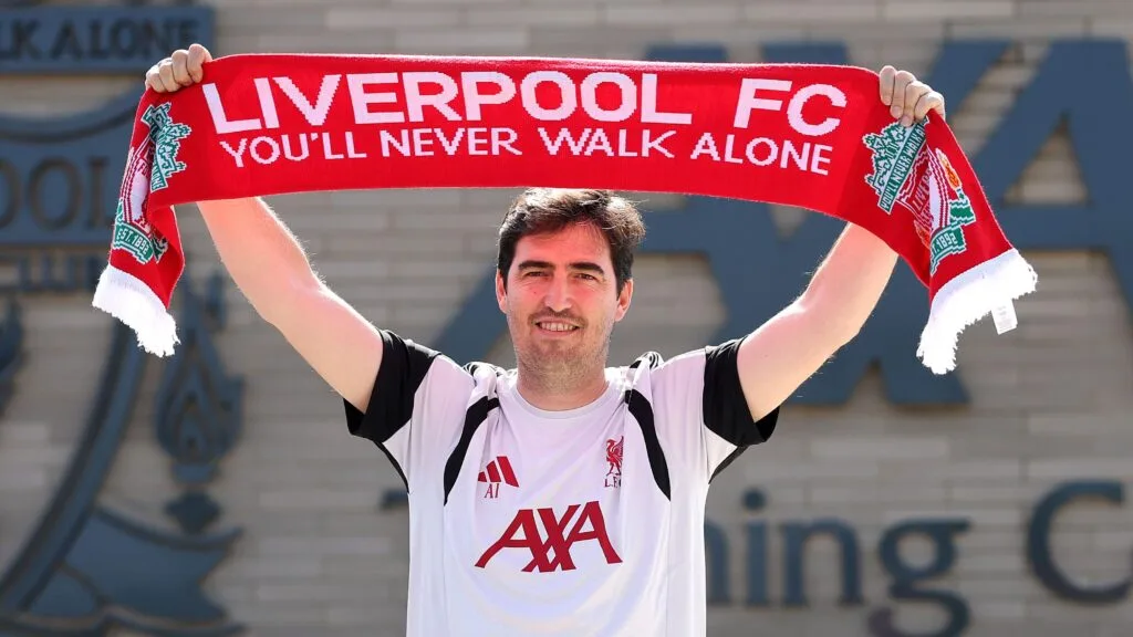 ‘Intense and aggressive’ – Iraola’s Liverpool plan