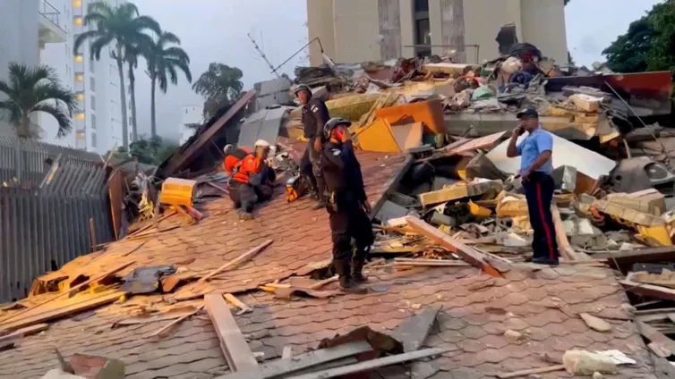 Buildings collapse as quakes rock Venezuela, ‘high casualties’ likely