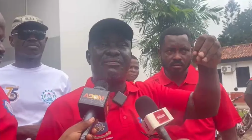 TEWU, FUSSAG threaten protest over UG controller payroll plan