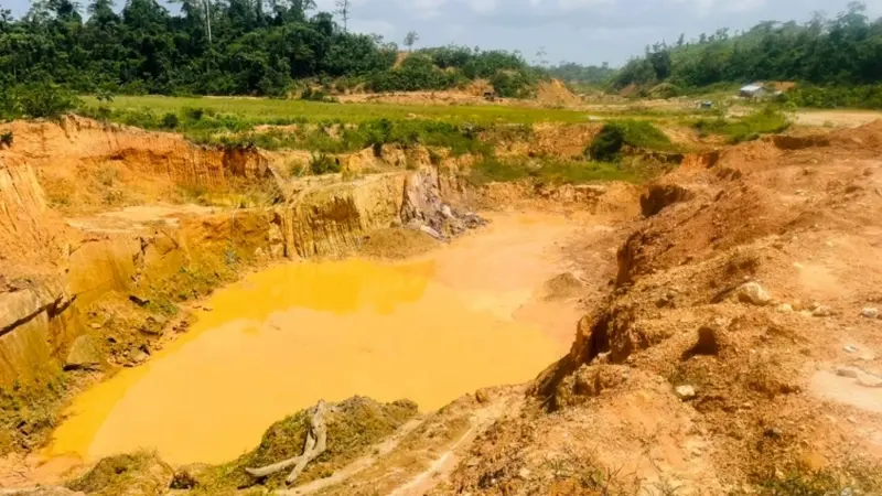 Illegal miners operate near Mpohor Fiase police station