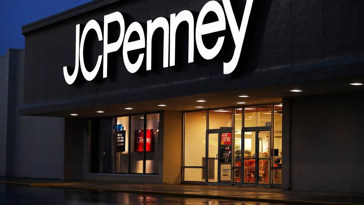JCPenney's Sporty $20 Tees Are on Sale for $6 in 19 Flattering Colors