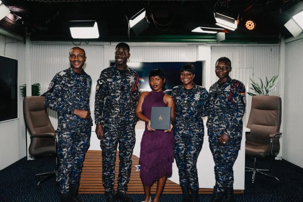 Gyakie surprises fans with visits to workplaces and campuses