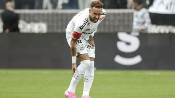 Neymar suffers calf injury, to miss Santos games ahead of World Cup